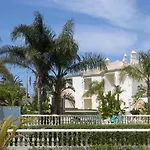 Do Castelo * Αλμπουφέιρα